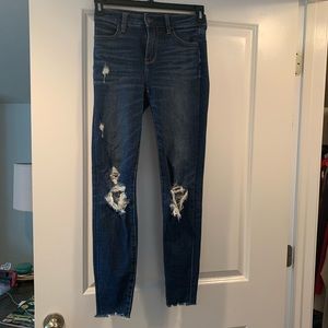 American Eagle The Dream Jean Ripped Jeans; Size 00 Reg; PERFECT condition